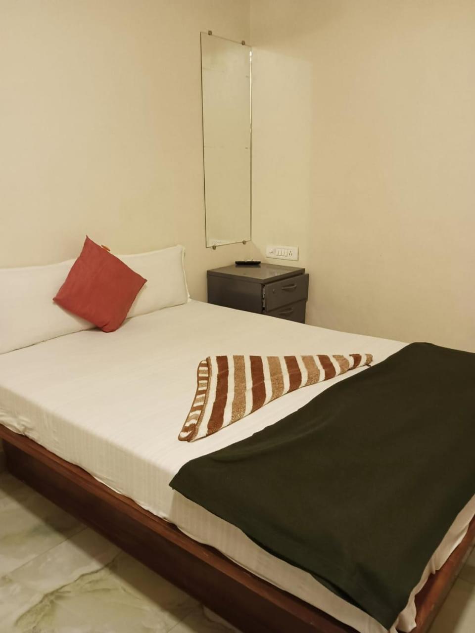 New Hotel Tara By Glitz Hotels مومباي المظهر الخارجي الصورة